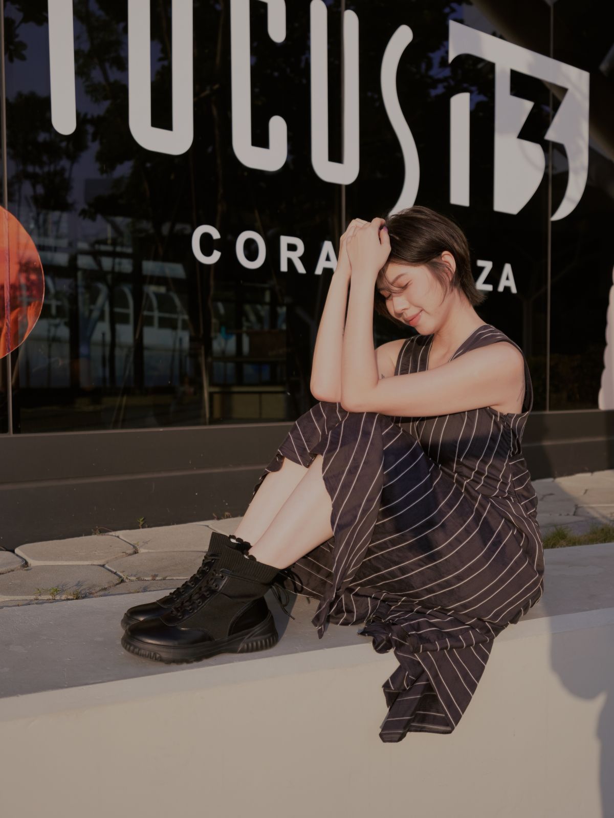 增高+顯瘦+百搭!SANLY JOY 克洛伊厚底真皮短靴穿出秋冬逆襲穿搭力 - 第5張圖