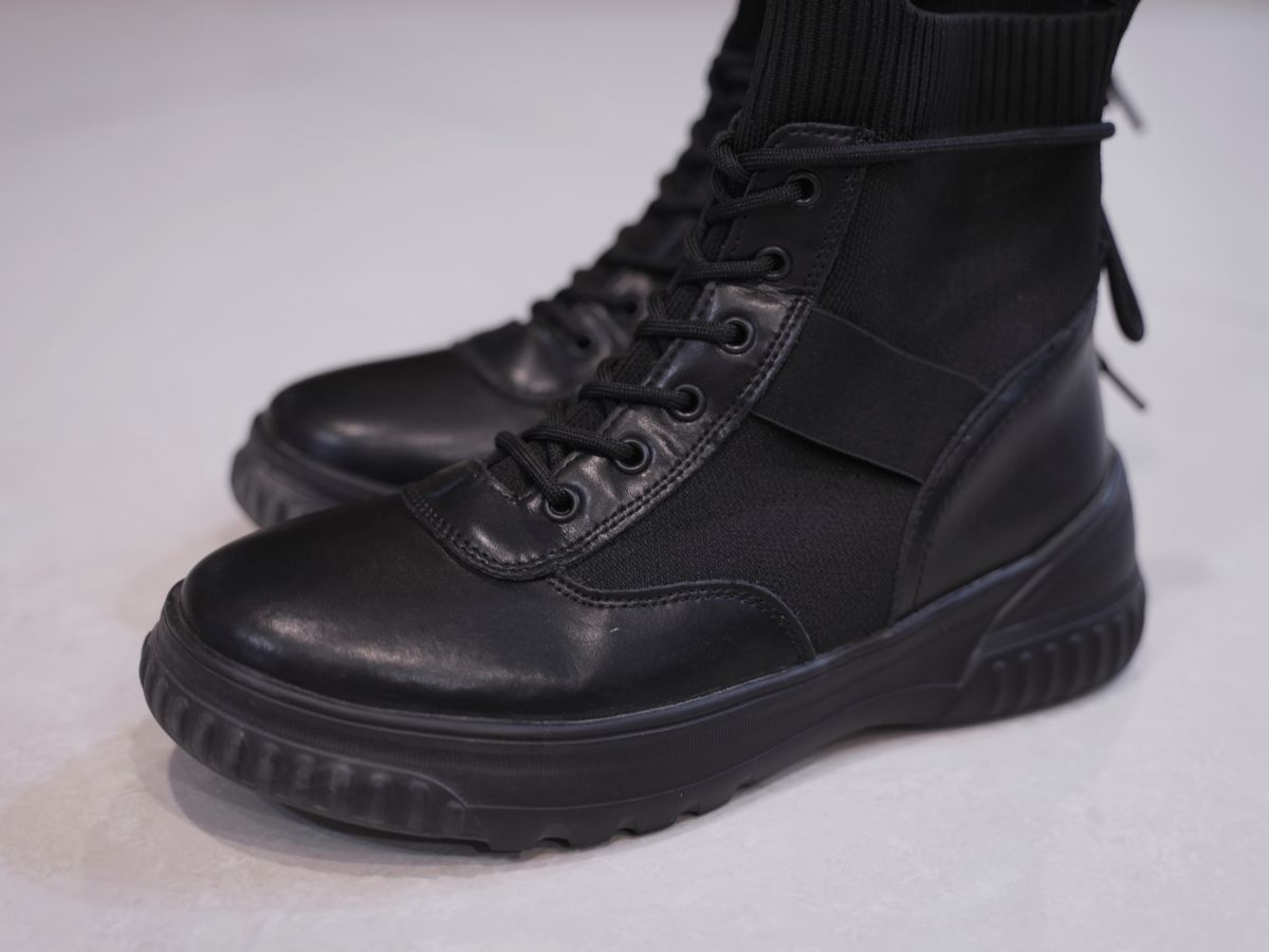 增高+顯瘦+百搭!SANLY JOY 克洛伊厚底真皮短靴穿出秋冬逆襲穿搭力 - 第1張圖